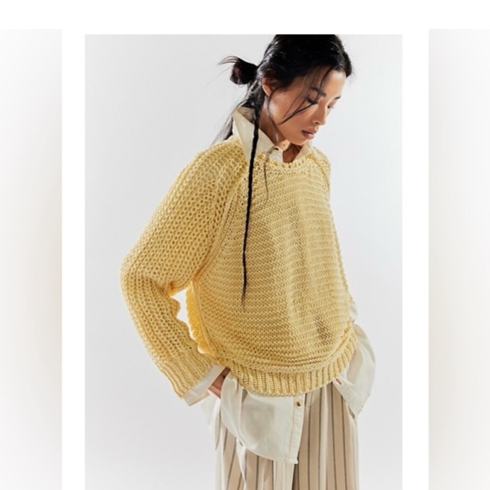 Free People Chunky Knit Scoop Neck Sweater in Pale Yellow